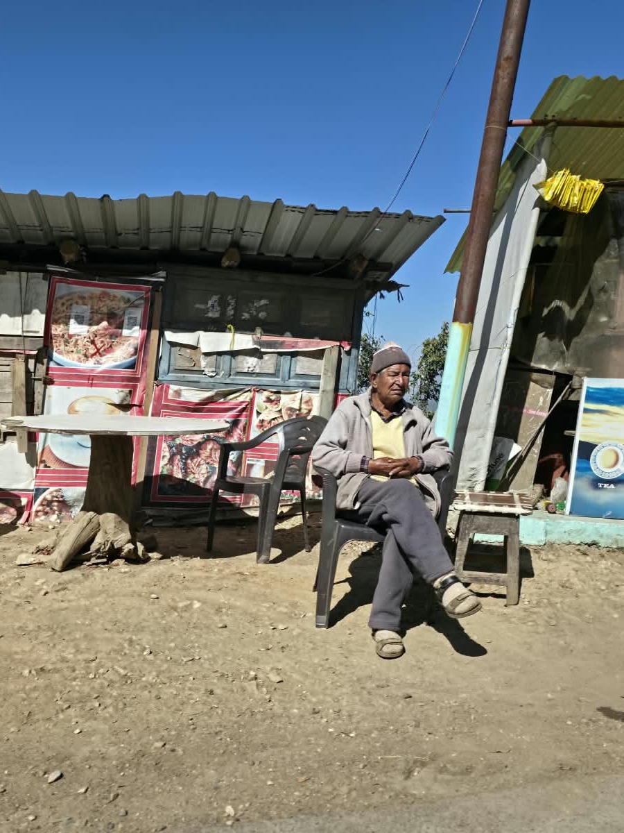 A roadside tea stall in the hills of northern India